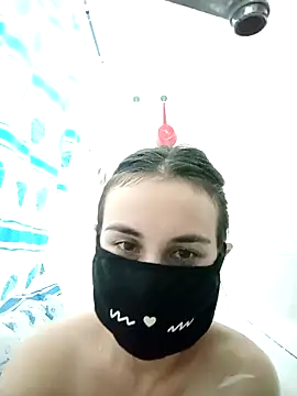 MikaKors online show from 12-25-24, 06:09