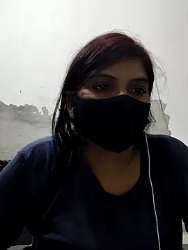 Snapshot of illay_love chatting on 10-22-25, 05:13 illay love online show from 10-22-25, 05:13