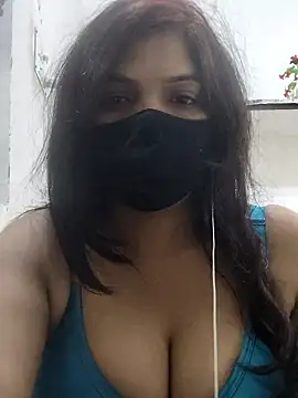 Snapshot of illay_love chatting on 10-28-25, 06:10 illay love online show from 10-28-25, 06:10