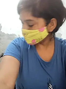 Snapshot of illay_love chatting on 10-29-25, 06:15 illay love online show from 10-29-25, 06:15