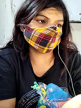 Snapshot of illay_love chatting on 11-14-25, 06:56 illay love online show from 11-14-25, 06:56