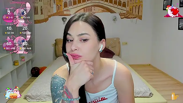 Snapshot of NataliMillers chatting on 12-20-24, 01:00 NataliMillers online show from 12-20-24, 01:00