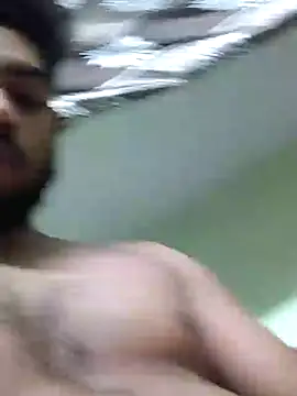 Snapshot of Rajsingh9650 chatting on 01-10-25, 03:39 Rajsingh9650 online show from 01-10-25, 03:39