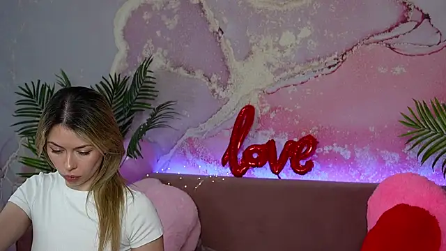 MayaRayy online show from 02-23-26, 03:48