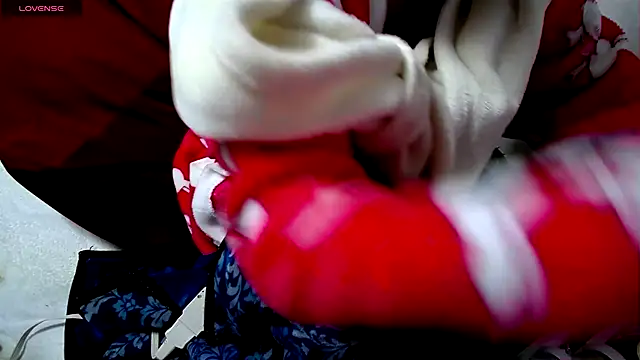 Snapshot of arincochu chatting on 03-10-25, 03:20 arincochu online show from 03-10-25, 03:20