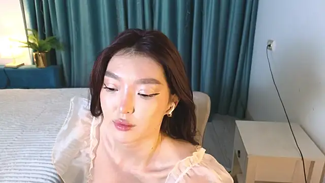 AudreyMell online show from 11-16-25, 03:28