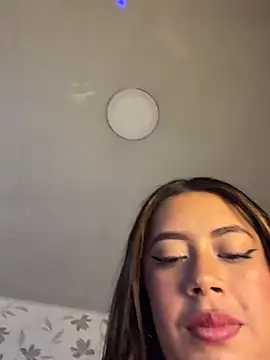 ElaaPerez online show from 01-31-26, 07:11