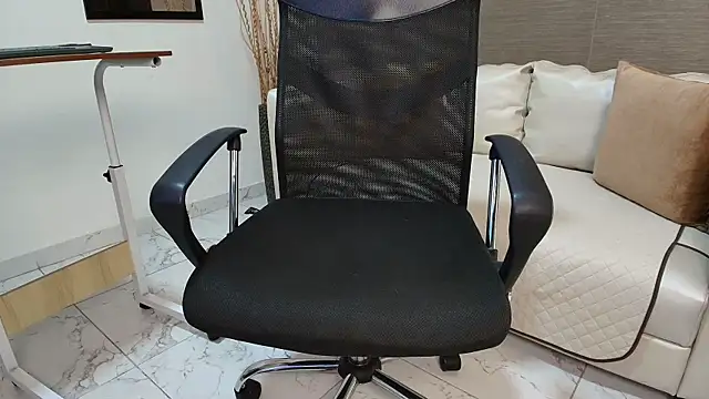 Snapshot of Jhonatan_Morales_S chatting on 12-07-24, 01:03 Jhonatan Morales S online show from 12-07-24, 01:03