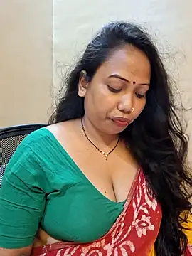 DREAM GIRL-30 online show from 06-13-26, 05:00