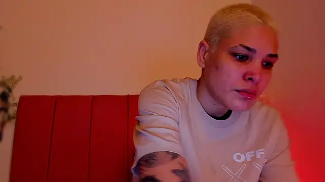 Charlee pink online show from 01-18-26, 06:23