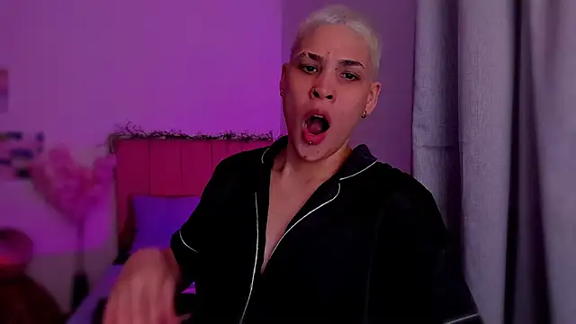 Charlee pink online show from 03-01-26, 03:30