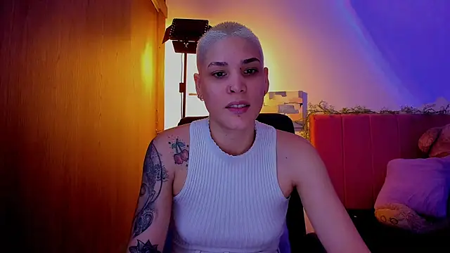 Charlee pink online show from 04-15-26, 06:26