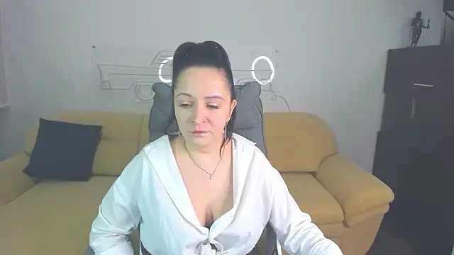 AngellLika online show from 01-13-26, 08:19