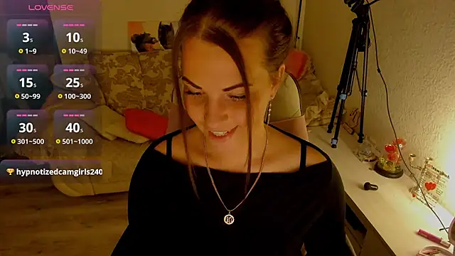 Snapshot of masha19981 chatting on 06-12-26, 08:52 masha19981 online show from 06-12-26, 08:52