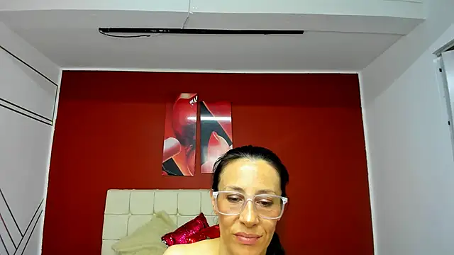 Snapshot of Abrillee1 chatting on 12-20-24, 11:16 Abrillee1 online show from 12-20-24, 11:16