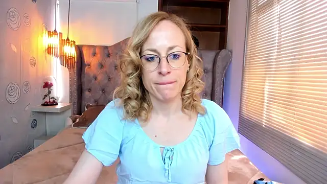 Snapshot of SammySanders chatting on 01-07-25, 05:53 SammySanders online show from 01-07-25, 05:53