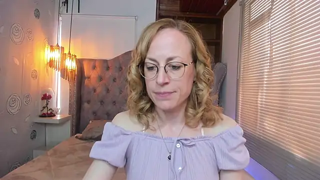 Snapshot of SammySanders chatting on 02-18-25, 07:30 SammySanders online show from 02-18-25, 07:30