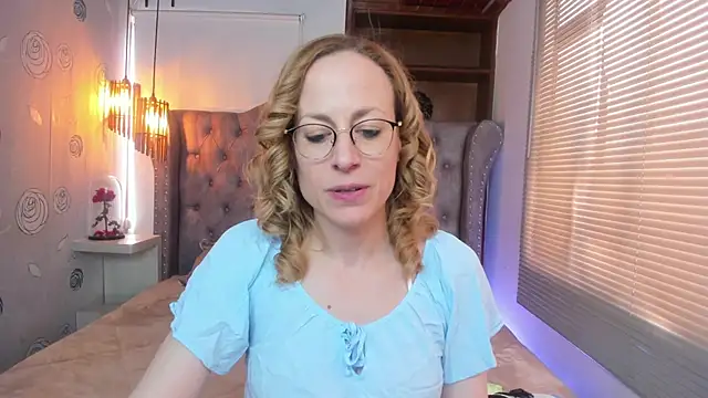 Snapshot of SammySanders chatting on 02-21-25, 04:59 SammySanders online show from 02-21-25, 04:59