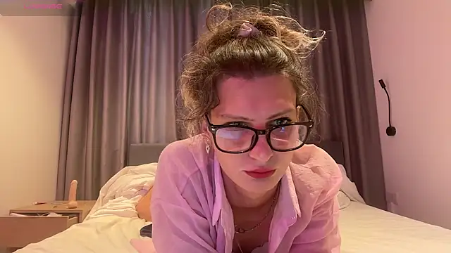 Alice Pinkhead online show from 01-08-26, 07:21