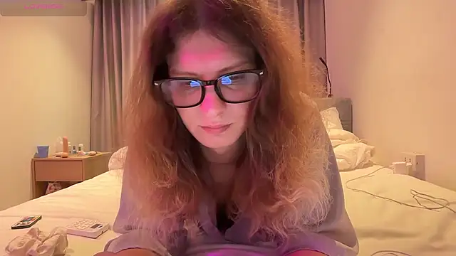 Alice Pinkhead online show from 05-26-26, 09:38