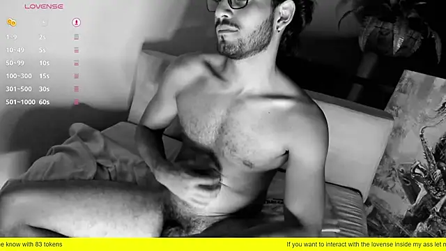 Snapshot of Nicholasrodrii chatting on 02-22-25, 10:42 Nicholasrodrii online show from 02-22-25, 10:42