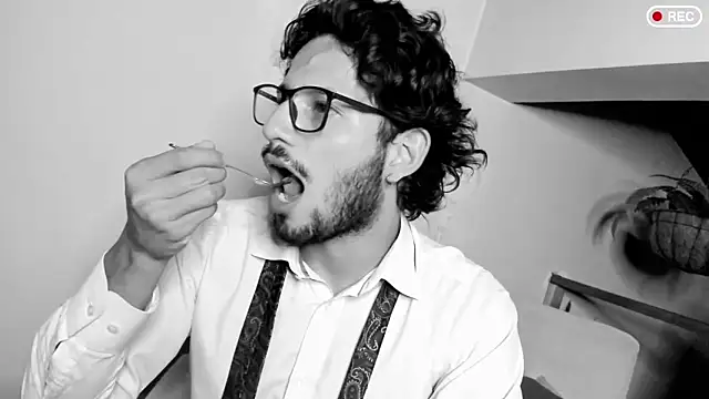 Snapshot of Nicholasrodrii chatting on 03-16-25, 03:36 Nicholasrodrii online show from 03-16-25, 03:36