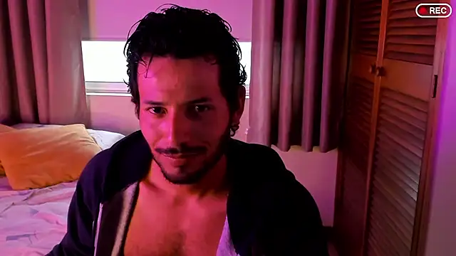 Nicholasrodrii online show from 12-22-25, 10:18