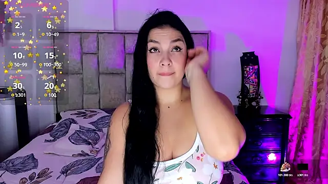 Snapshot of brianaGuzman chatting on 06-23-26, 04:16 brianaGuzman online show from 06-23-26, 04:16