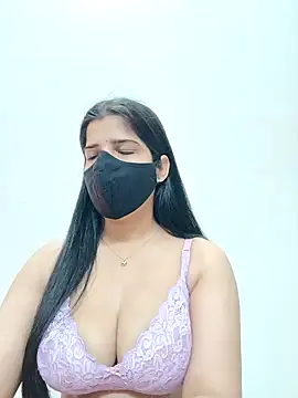 Snapshot of aaliya_bhattt chatting on 12-31-24, 05:00 aaliya bhattt online show from 12-31-24, 05:00