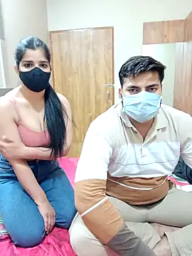 Snapshot of aaliya_bhattt chatting on 03-08-25, 06:26 aaliya bhattt online show from 03-08-25, 06:26