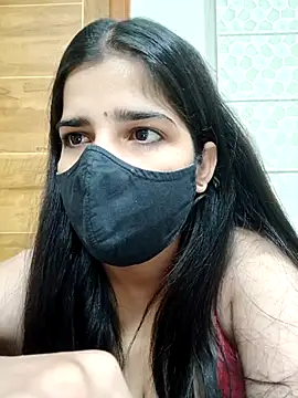 Snapshot of aaliya_bhattt chatting on 09-25-25, 07:34 aaliya bhattt online show from 09-25-25, 07:34