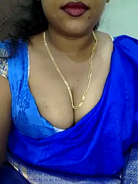 Snapshot of Sexy_Ammu_Telugu chatting on 10-10-25, 05:12 Sexy Ammu Telugu online show from 10-10-25, 05:12