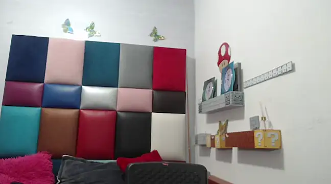 lily jamesx online show from 03-07-25, 08:44