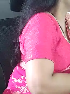 Snapshot of Deepthi_Mysore chatting on 12-25-24, 06:20 Deepthi Mysore online show from 12-25-24, 06:20