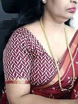 Snapshot of Deepthi_Mysore chatting on 01-07-25, 04:16 Deepthi Mysore online show from 01-07-25, 04:16