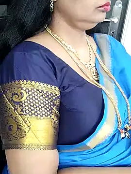 Snapshot of Deepthi_Mysore chatting on 01-08-25, 02:03 Deepthi Mysore online show from 01-08-25, 02:03