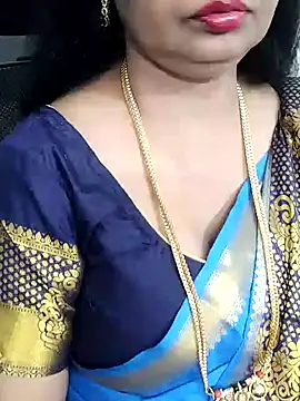 Snapshot of Deepthi_Mysore chatting on 01-08-25, 05:05 Deepthi Mysore online show from 01-08-25, 05:05