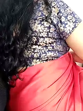Snapshot of Deepthi_Mysore chatting on 01-13-25, 12:41 Deepthi Mysore online show from 01-13-25, 12:41