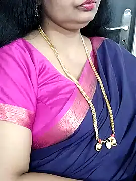 Snapshot of Deepthi_Mysore chatting on 01-16-25, 05:23 Deepthi Mysore online show from 01-16-25, 05:23