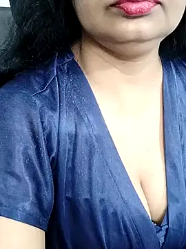 Snapshot of Deepthi_Mysore chatting on 01-18-25, 05:59 Deepthi Mysore online show from 01-18-25, 05:59