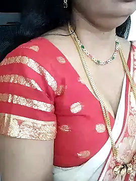 Snapshot of Deepthi_Mysore chatting on 02-05-25, 05:09 Deepthi Mysore online show from 02-05-25, 05:09