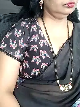 Snapshot of Deepthi_Mysore chatting on 02-06-25, 02:58 Deepthi Mysore online show from 02-06-25, 02:58