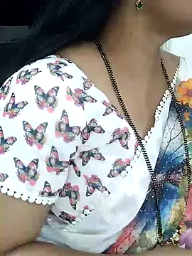 Snapshot of Deepthi_Mysore chatting on 02-06-25, 11:37 Deepthi Mysore online show from 02-06-25, 11:37