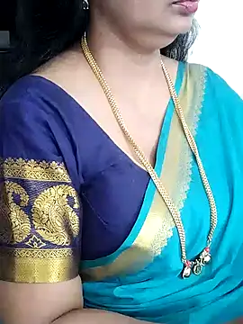 Snapshot of Deepthi_Mysore chatting on 02-09-25, 08:13 Deepthi Mysore online show from 02-09-25, 08:13