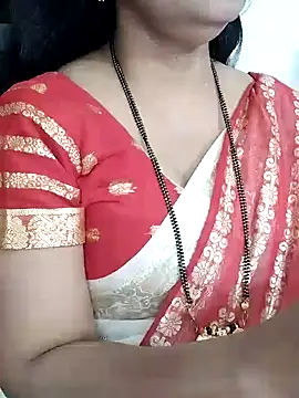 Snapshot of Deepthi_Mysore chatting on 02-10-25, 08:53 Deepthi Mysore online show from 02-10-25, 08:53
