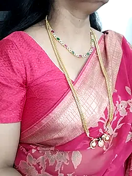 Snapshot of Deepthi_Mysore chatting on 02-18-25, 11:19 Deepthi Mysore online show from 02-18-25, 11:19