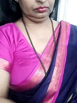 Snapshot of Deepthi_Mysore chatting on 02-22-25, 11:46 Deepthi Mysore online show from 02-22-25, 11:46