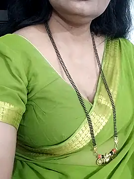 Snapshot of Deepthi_Mysore chatting on 02-22-25, 07:14 Deepthi Mysore online show from 02-22-25, 07:14