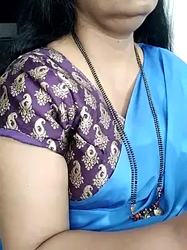 Snapshot of Deepthi_Mysore chatting on 02-22-25, 10:31 Deepthi Mysore online show from 02-22-25, 10:31