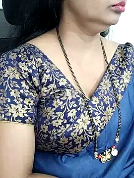 Snapshot of Deepthi_Mysore chatting on 02-24-25, 03:55 Deepthi Mysore online show from 02-24-25, 03:55
